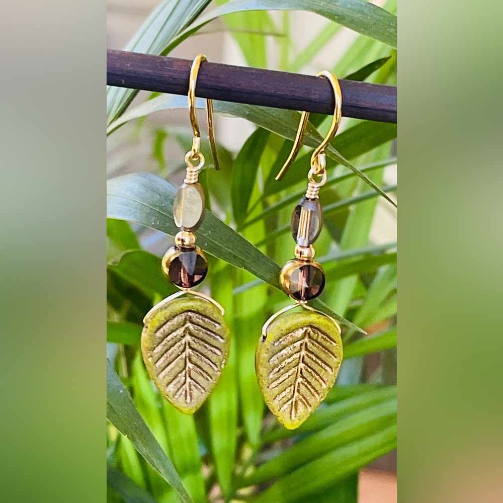NEW Sage Fall Leaf Charm Earrings - Picture 2 of 7